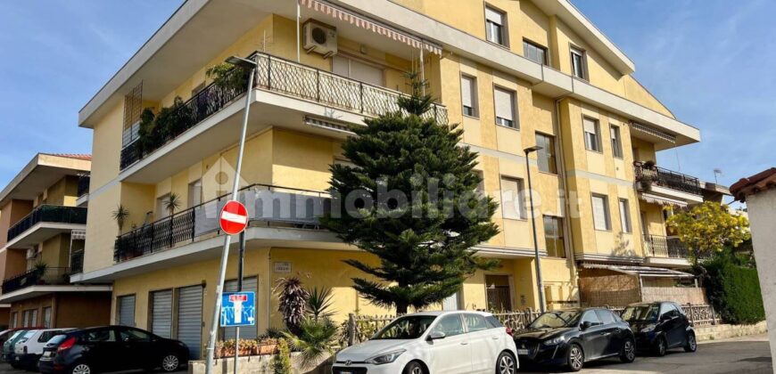 Mansarda via Cerrano 1, Centro, Montesilvano