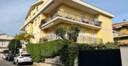 Mansarda via Cerrano 1, Centro, Montesilvano