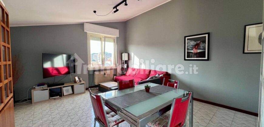 Mansarda via Cerrano 1, Centro, Montesilvano